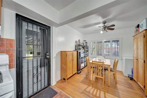 890 NE 138th St, North Miami FL - photo 14 of 47