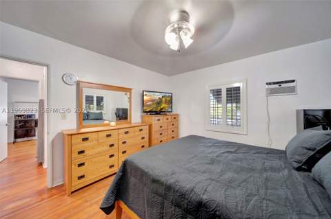 890 NE 138th St, North Miami FL - photo 19 of 47