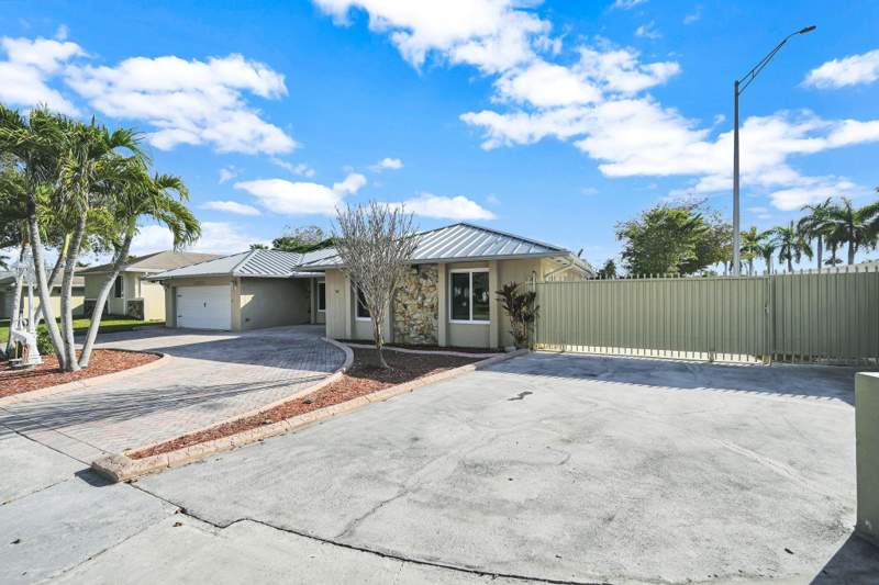3 bedroom SingleFamilyResidence at 10321 SW 116th Avenue, Glen Cove Sec 3, Miami — photo 5