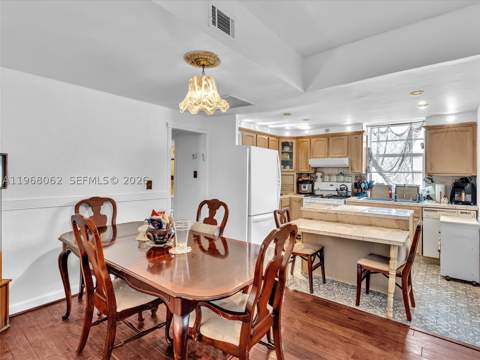 503 12th St 5, Miami Beach FL - photo 8 of 43