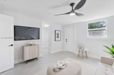560 NE 110th Ter, Miami FL - photo 20 of 49