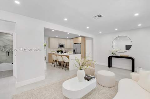 560 NE 110th Ter, Miami FL - photo 9 of 49