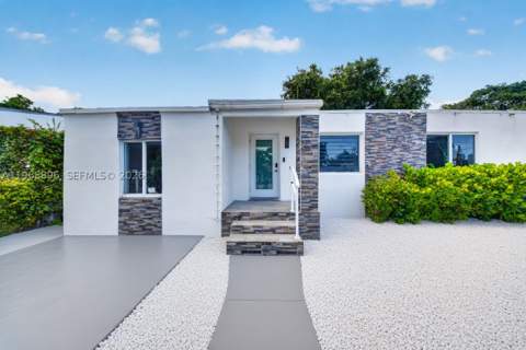 231 NW 44th St, Miami FL - photo 10 of 39