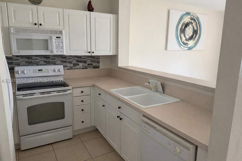 3 bedroom Condominium at 1485 NE 33rd Rd 207, Villas At Carmel Condo No, Homestead — photo 3