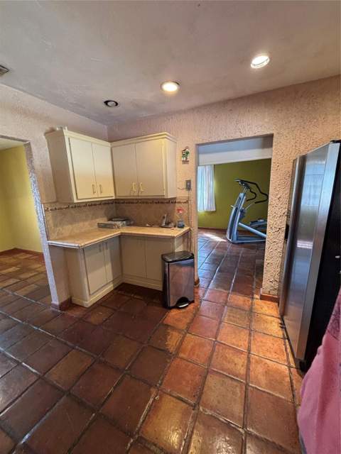 9261 SW 68th Street, Miami FL - photo 16 of 24
