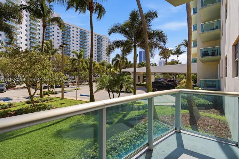 2 bedroom Condominium at 19390 Collins Ave 120, Oceanview Building A Cond, Sunny Isles Beach — photo 5