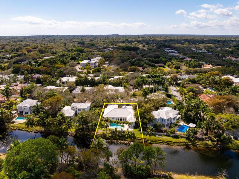 4 bedroom SingleFamilyResidence at 6371 SW 87th Terrace, Silvercreek, Pinecrest — photo 4