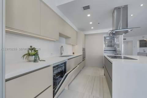 3000 Island Blvd 2504, Aventura FL - photo 19 of 38