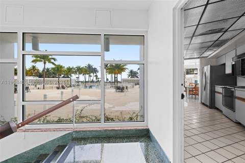 4925 Collins Ave 1A, Miami Beach FL - photo 10 of 31