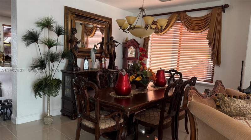 5 bedroom SingleFamilyResidence at 14431 SW 22nd Ter, Mansions At Sion, Miami — photo 4
