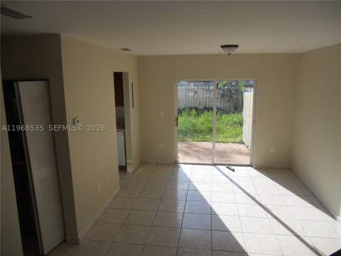 22 SW 14th Ter, Homestead FL - photo 13 of 16