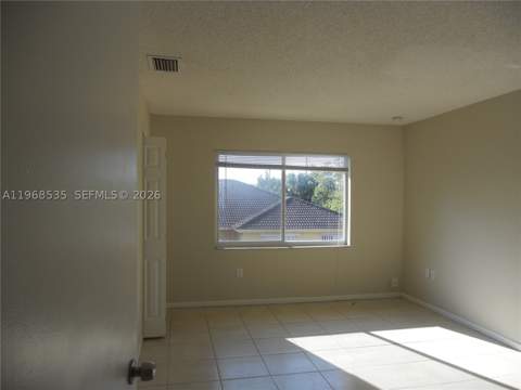 22 SW 14th Ter, Homestead FL - photo 14 of 16