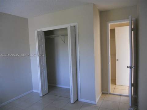 22 SW 14th Ter, Homestead FL - photo 6 of 16