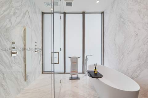 5 Grove Isle Drive M204, Coconut Grove FL - photo 19 of 39