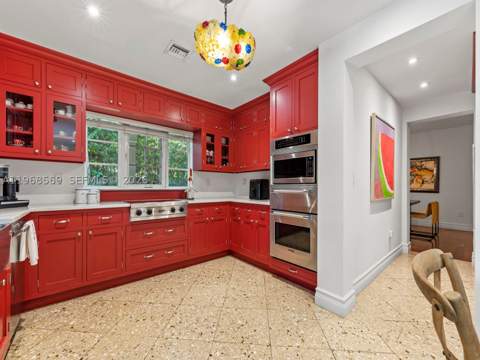 7218 SW 54th court, Miami FL - photo 21 of 47