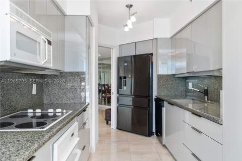 16400 Collins Ave 744, Sunny Isles Beach FL - photo 18 of 36