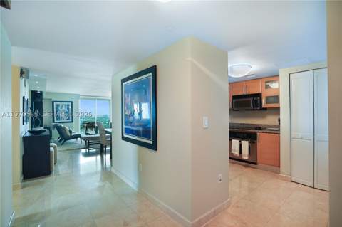 2101 Brickell Ave 1812, Miami FL - photo 17 of 58