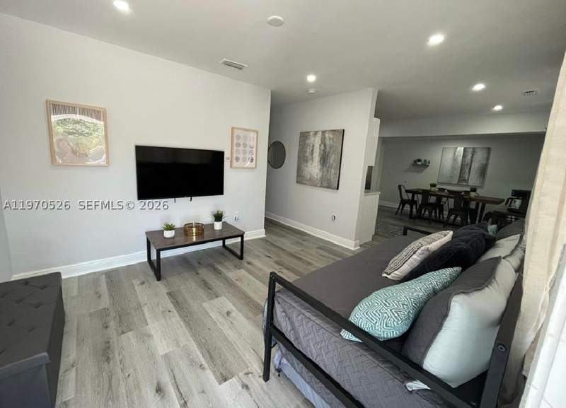 3 bedroom SingleFamilyResidence at 3050 NW 52nd St, Causeway Park, Miami — photo 4