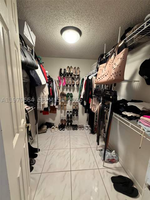 10090 NW 80th Ct 1206, Hialeah Gardens FL - photo 12 of 24