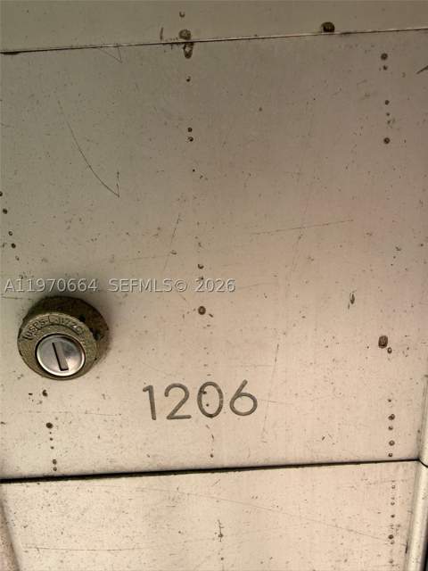 10090 NW 80th Ct 1206, Hialeah Gardens FL - photo 23 of 24