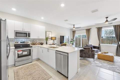 16224 SW 291st St, Homestead FL - photo 12 of 45
