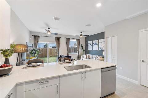 16224 SW 291st St, Homestead FL - photo 16 of 45
