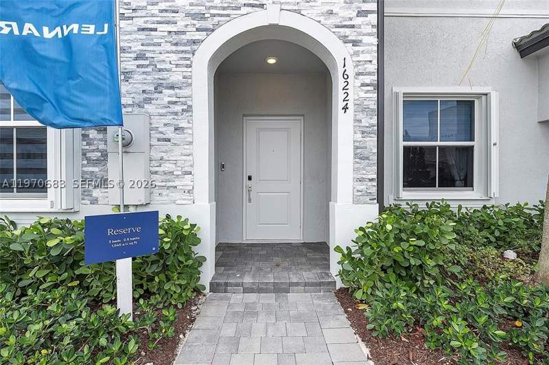 3 bedroom Townhouse at 16224 SW 291st St, Cedar Pointe, Homestead — photo 3