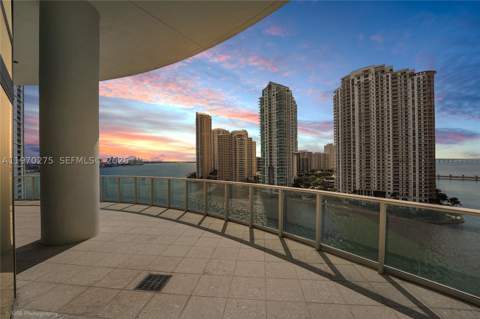 300 S Biscayne Blvd T-2602, Miami FL - photo 14 of 17