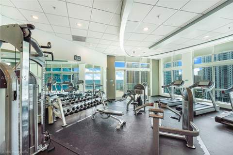 300 S Biscayne Blvd T-2602, Miami FL - photo 16 of 17