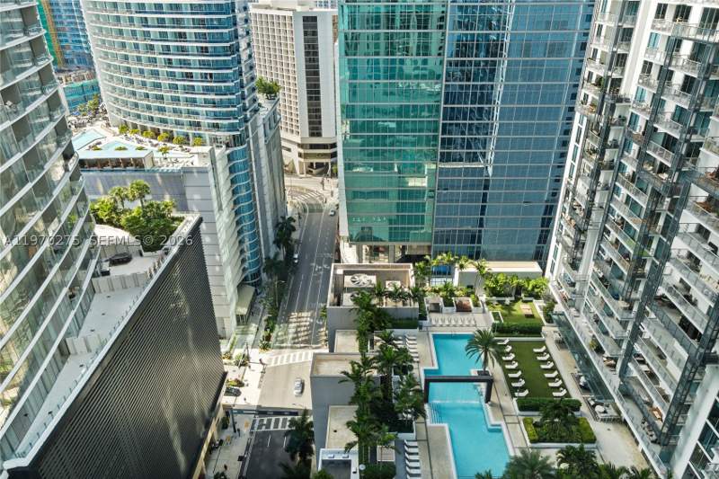 2 bedroom Condominium at 300 S Biscayne Blvd T-2602, Met 1 Condo, Miami — photo 3