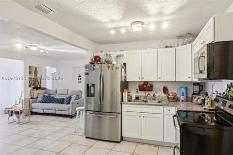 6402 NW 8th Ave, Miami FL - photo 13 of 29