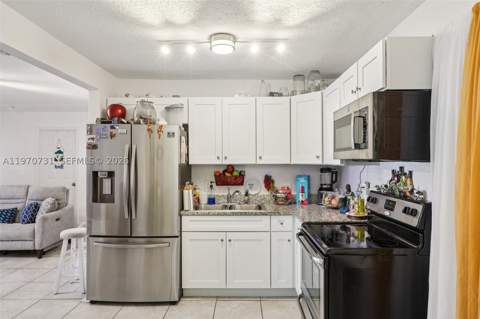 6402 NW 8th Ave, Miami FL - photo 14 of 29