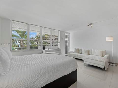 100 Lincoln Rd 417, Miami Beach FL - photo 14 of 33