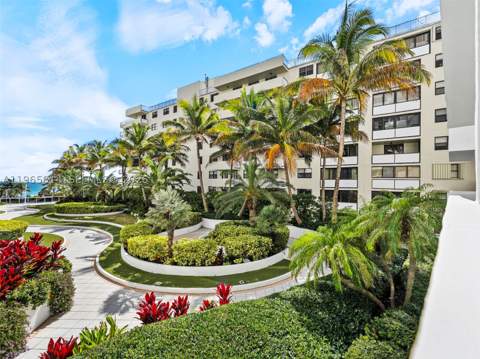 100 Lincoln Rd 417, Miami Beach FL - photo 7 of 33