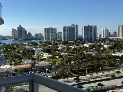 18683 Collins Ave 1404, Sunny Isles Beach FL - photo 19 of 38