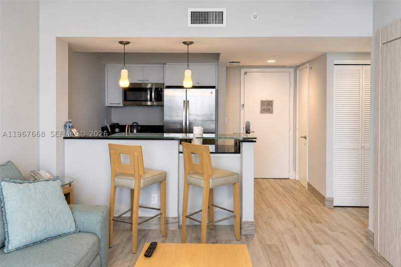 1 bedroom Condominium at 18683 Collins Ave 1404, M Resort Residences Condo, Sunny Isles Beach — photo 4