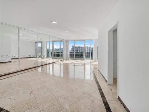 900 Bay Dr 1012, Miami Beach FL - photo 8 of 50