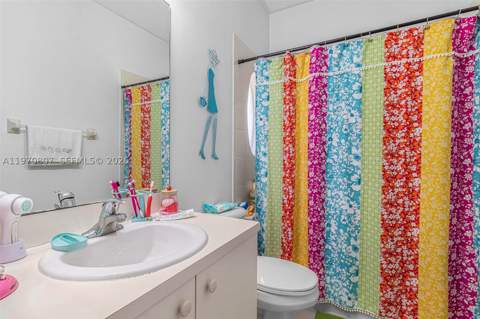 3736 NE 9 Ct, Homestead FL - photo 18 of 25