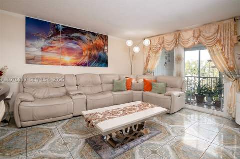 16450 Miami Dr 503, North Miami Beach FL - photo 10 of 31