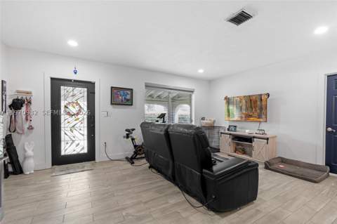 700 SW 44th Pl, Miami FL - photo 11 of 48