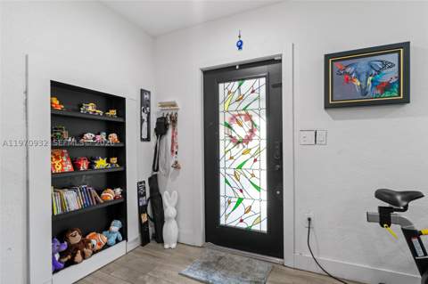 700 SW 44th Pl, Miami FL - photo 14 of 48