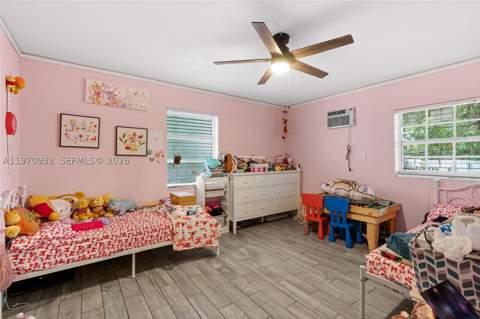 700 SW 44th Pl, Miami FL - photo 23 of 48