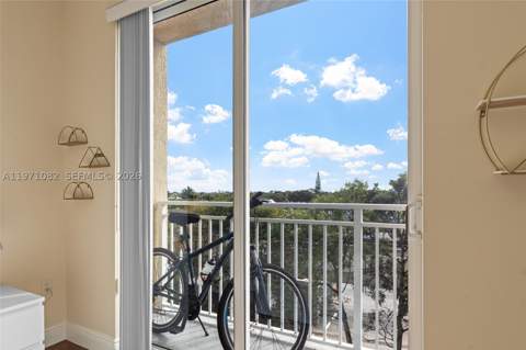 7275 SW 90th Way 404, Miami FL - photo 24 of 35