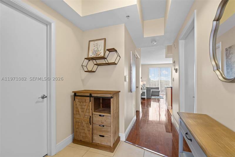 2 bedroom Condominium at 7275 SW 90th Way 404, Downtown Dadeland Condo N, Miami — photo 5