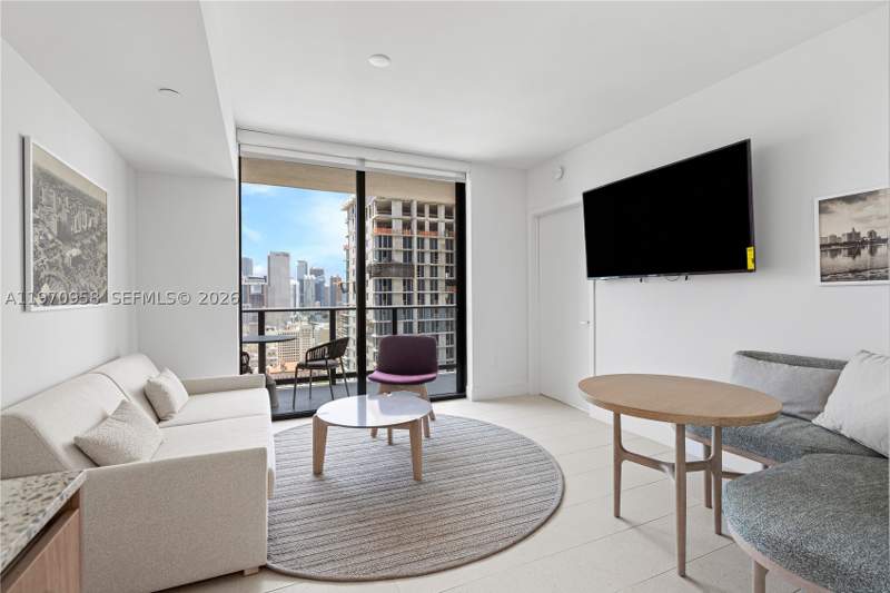 1 bedroom Condominium at 159 NE 6th St 2707, 159 NE 6th Street Condo, Miami — photo 3
