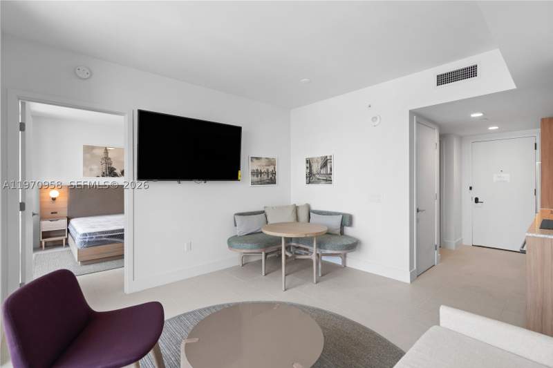 1 bedroom Condominium at 159 NE 6th St 2707, 159 NE 6th Street Condo, Miami — photo 4