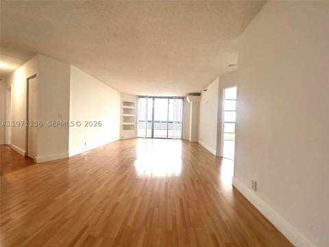3400 NE 192nd St 1607, Aventura FL - photo 16 of 37