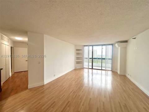3400 NE 192nd St 1607, Aventura FL - photo 17 of 37