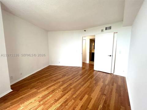 3400 NE 192nd St 1607, Aventura FL - photo 9 of 37