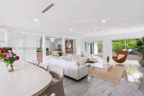 1001 NE 86th St, Miami FL - photo 11 of 45